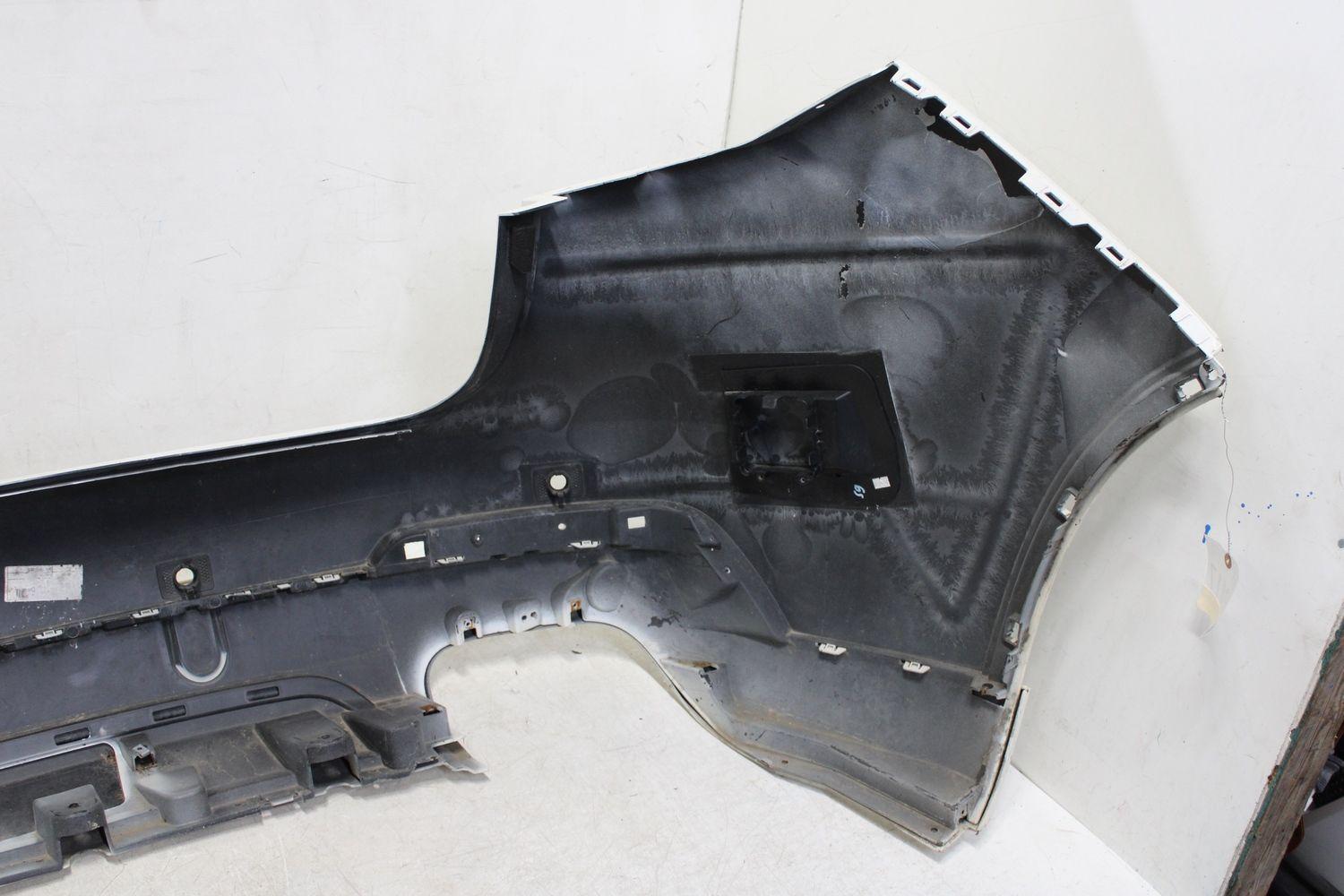 Rear Bumper Assembly MASERATI LEVANTE 21