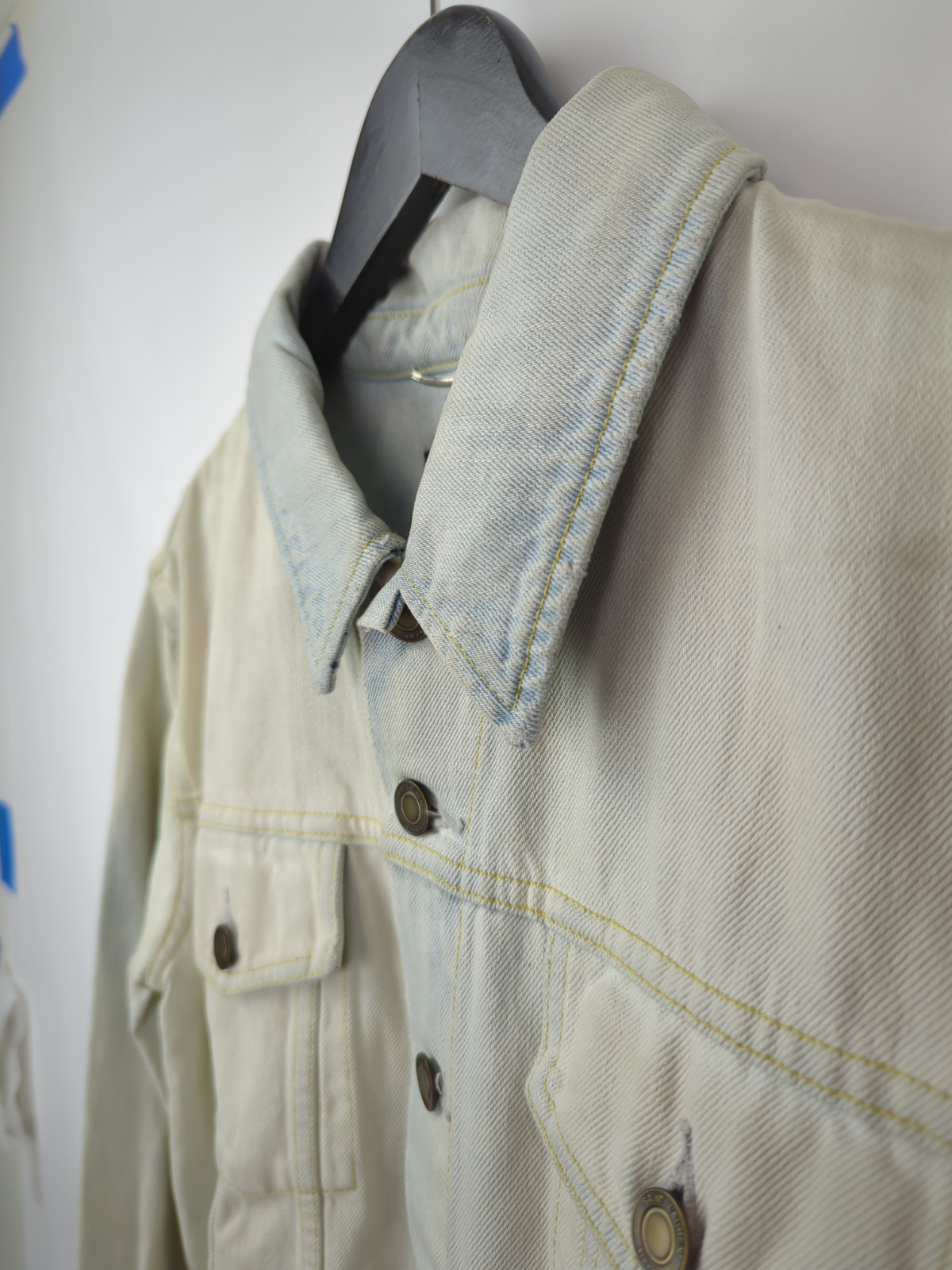 NWT SS18 SAINT LAURENT PARIS Men's Sz S Blue Denim Trucker Jacket Light Wash image 4