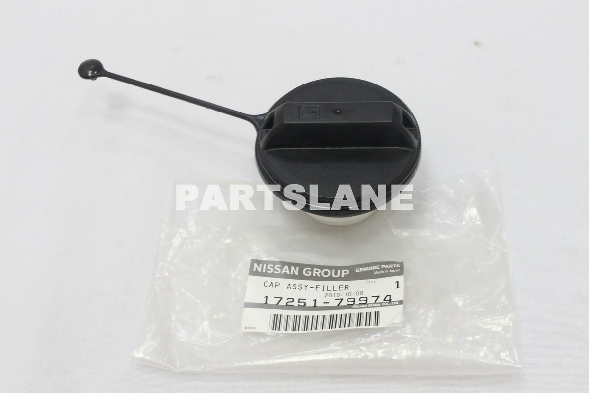 【新品】UNDECORATED cap OEM 17251-9BD0E 2011-2021 Nissan Frontier Pathfinder Gas