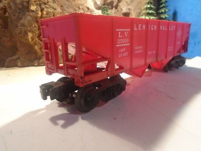 LIONEL O % 027 GAUGE  LEHIGH VALLEY 4 BIN HOPPER, EXCELLENT COND      5-237-7