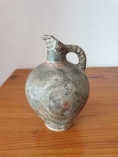 Pichet ancien en terre cuite