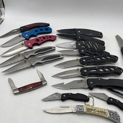Lot of 20 Folding Pocket Knives, Various Styles & Sizes. Most Are Maxam Brand
