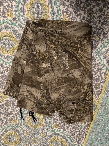 Realtree Women's Camo Pants Size Small 30 Inseam - Picture 3 of 6