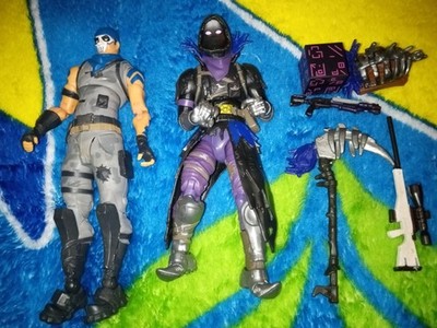 Fortnite 6'' Raven Legendary action figure & Warpaint with accessories Lot