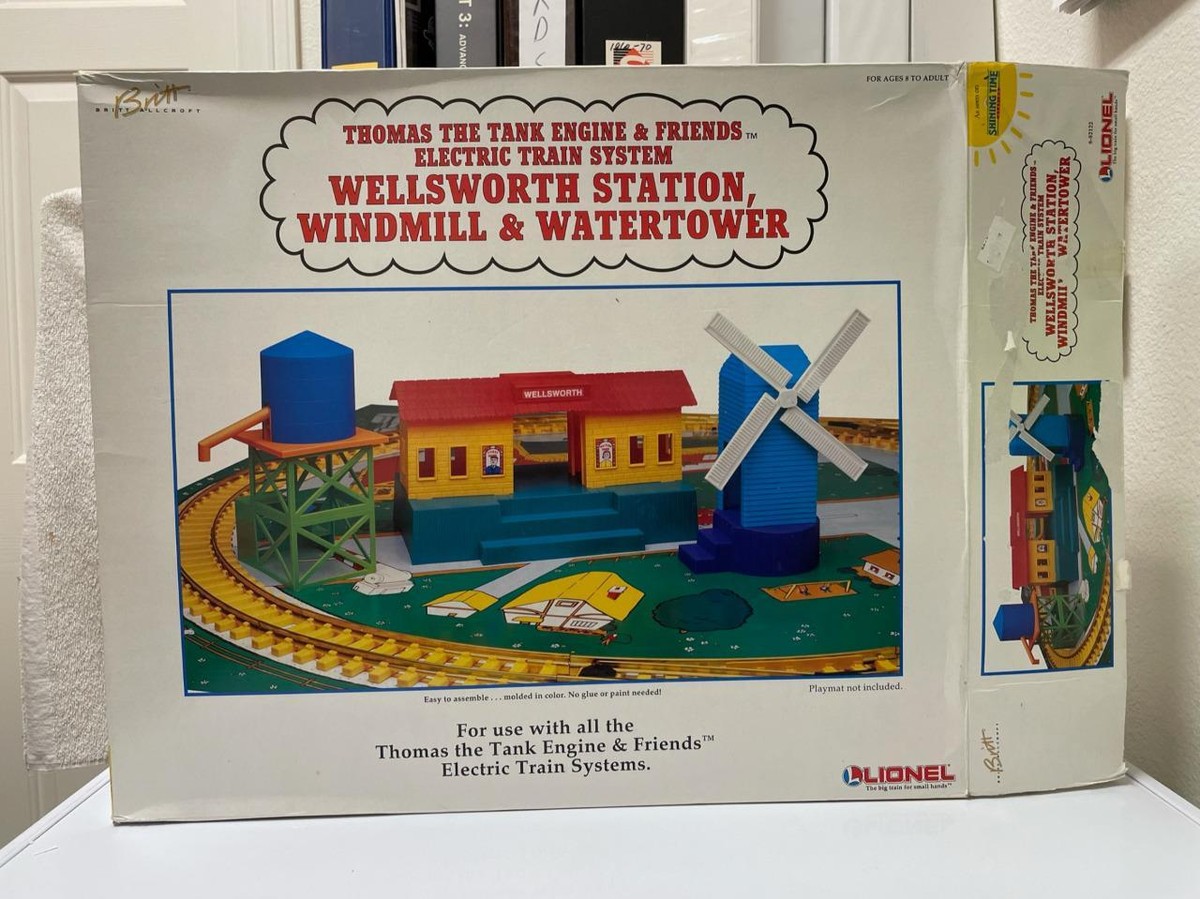 Lionel 8-82122 G scale Thomas Tank Engine Wellsworth Station