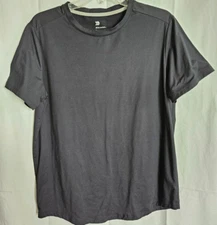 ALL IN MOTION WOMEN'S SHORT SLEEVE CREW NECK T-SHIRT BLACK SIZE MEDIUM #4029