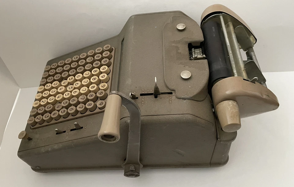 Adding Machine Hand Cranked VTG 1940 - 1950 National or Allen Wales? For Repair - Image 4 of 4