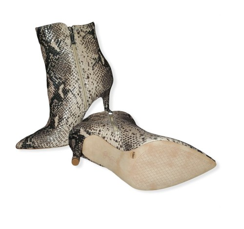 Jessica Simpson Larette Stretch 