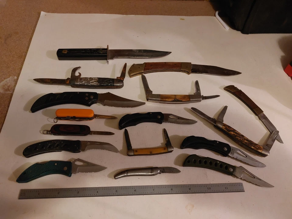 Large Lot Assorted Cheap Pocket Knifes - Image 2 of 2
