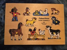 Vintage Fisher Price Farm Animals 507 9 Piece Wooden Puzzle With Pegs Ages 1...