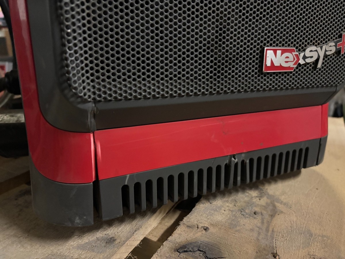 Enersys NEXSYS NIP3-JN-4Y 480DC Forklift Battery Charger 19.2AMP