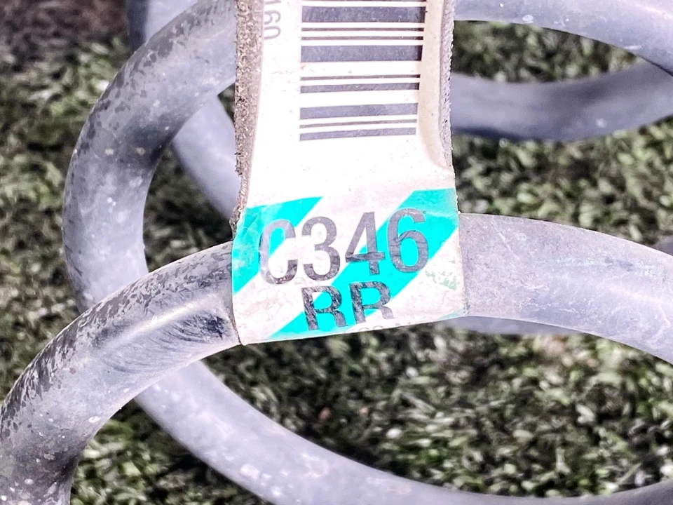 12-18 FORD FOCUS MOLA HELICOIDAL DE SUSPENSÃO TRASEIRA ESQUERDA LH/DIREITA RH com tampa OEM - Imagem 3 de 3