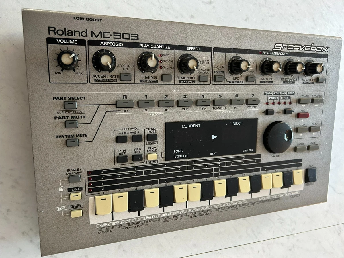 Roland Mc 303 for sale - eBay