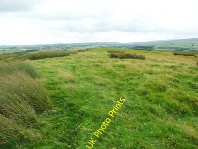 Photo 6x4 On the summit of Gregory, Newby Green Close/SD7269 Not quite a c2016