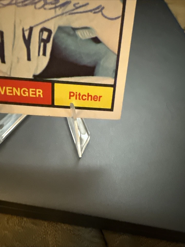 1982 Renata Galasso Tex Clevenger 1961 World Champions#20 Yankees Auto Signed - Image 4 of 4