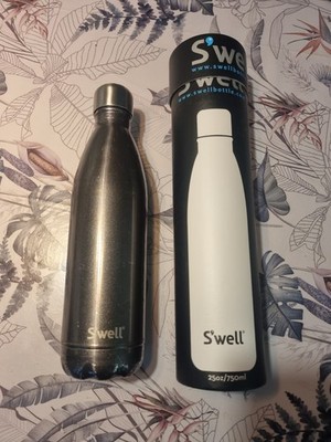 Swell isolierte Edelstahl-Wasserflasche 17 oz metallic grau