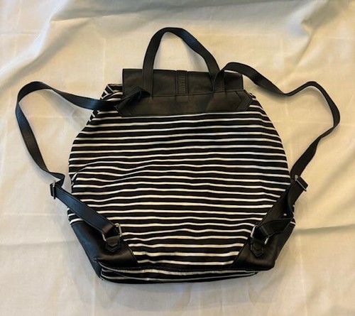 Cute & Versatile Bag or Back Pack Striped Stella and Dot Fun Purse Ava Black/wh - Picture 4 of 5