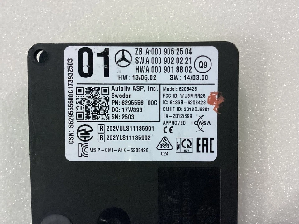 Sensor módulo radar punto ciego Mercedes-Benz W176 A180GLA ML CLA A0009052504 Foto 3 de 4