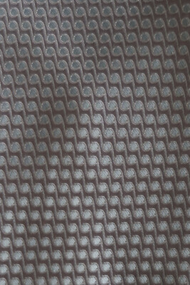 HUGO BOSS SEIDENKRAWATTE BLASSFLIEDER & HIMMELBLAU GEOMETRISCH GEPUNKTET EIN MODEKLASSIKER