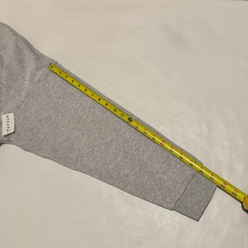 Brand New The Met x PacSun Men's Gray Embroidered Sweatshirt Logo Size Medium - Picture 9 of 9