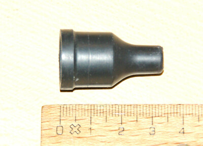 LU421554 Gummizündkabel DISTRIBUTOR COIL WIRE LEAD RUBBER GROMMET CAP 458658