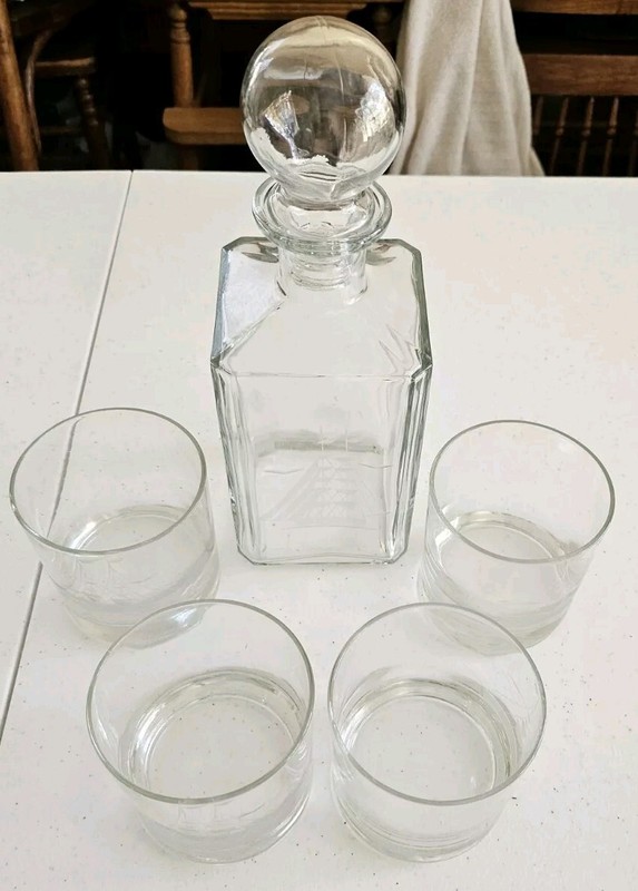 Vintage Glass Decanter w/Stopper & 4 Glasses, All Etched w/ Sailing Clipper Ship