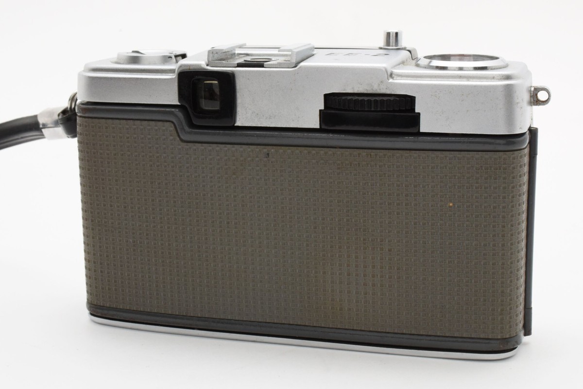 Olympus PEN　EE-2 All works! Olympus Pen EE-2 Half Frame 35mm Film Camera From