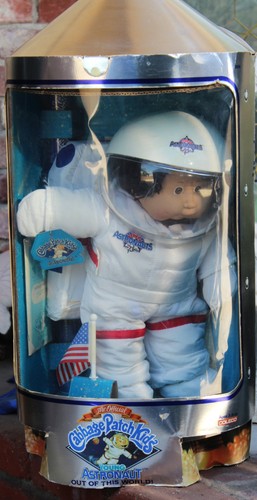 VINTAGE 1986 CABBAGE PATCH KIDS YOUNG ASTRONAUT DOLL W CAPSULE BOX 2 TEETH NRFB - Picture 6 of 16