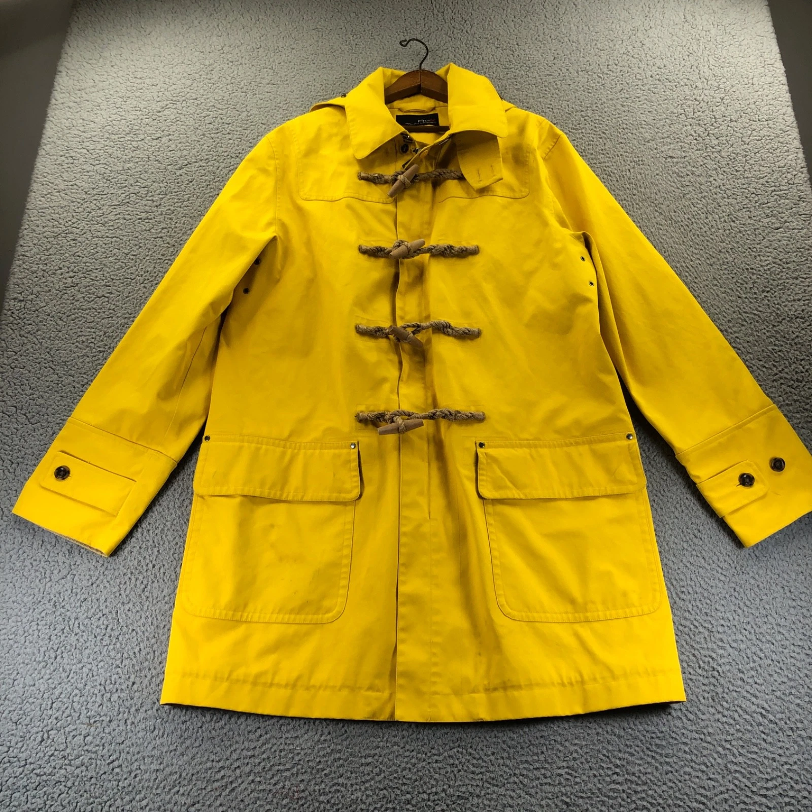 RLX Ralph Lauren Raincoat Mens Large Yellow Wood Toggle Waterproof Hooded