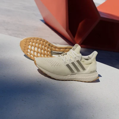 Adidas Chaussures De Course Ultraboost 1.0 DNA Primeknit+ Blanc Cassé - Photo 1/4