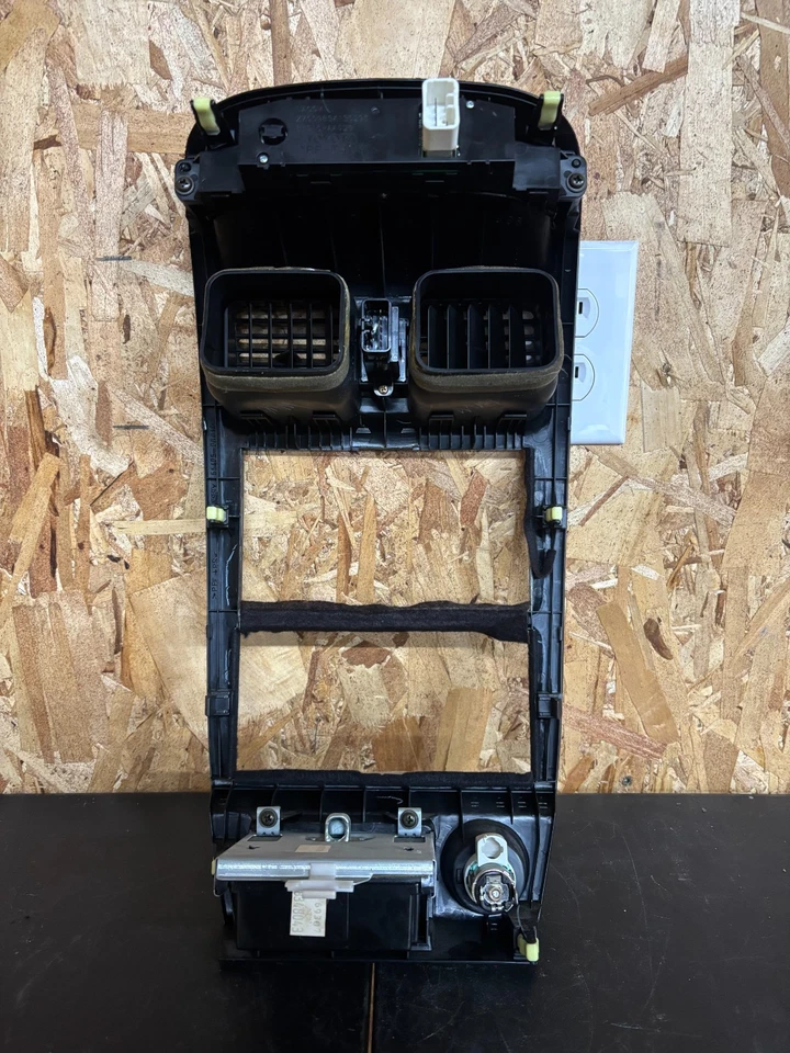 1999-2003 TOYOTA SOLARA RADIO BEZEL TRIM - Image 4 of 4