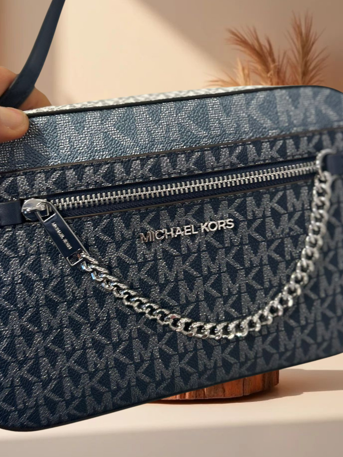 Michael Kors Jet Set Women Large MK Logo Chain Crossbody Zip Shoulder MK Bag