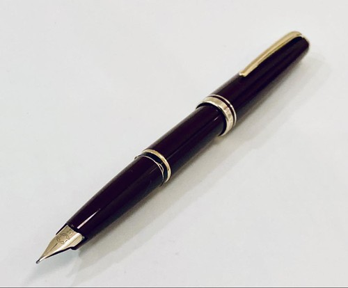 Montblanc the Meisterstück Generation Fountain Pen, 14K gold nib limited From JP - Picture 2 of 12