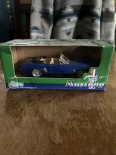 Sunnyside Diecast 1965 Blue Ford Mustang Doors And Trunk Open