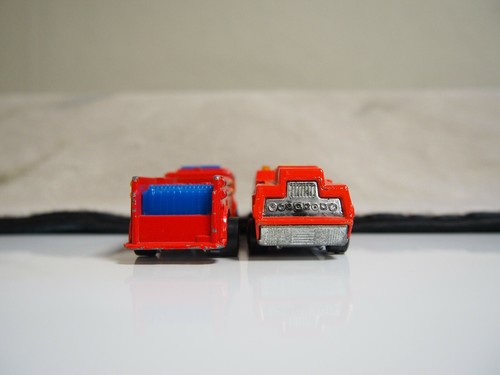 1976 Hot Wheels Fire Eater ~ 1975 Lesney Matchbox #22 Blaze Buster Lot of 2 - Picture 4 of 9