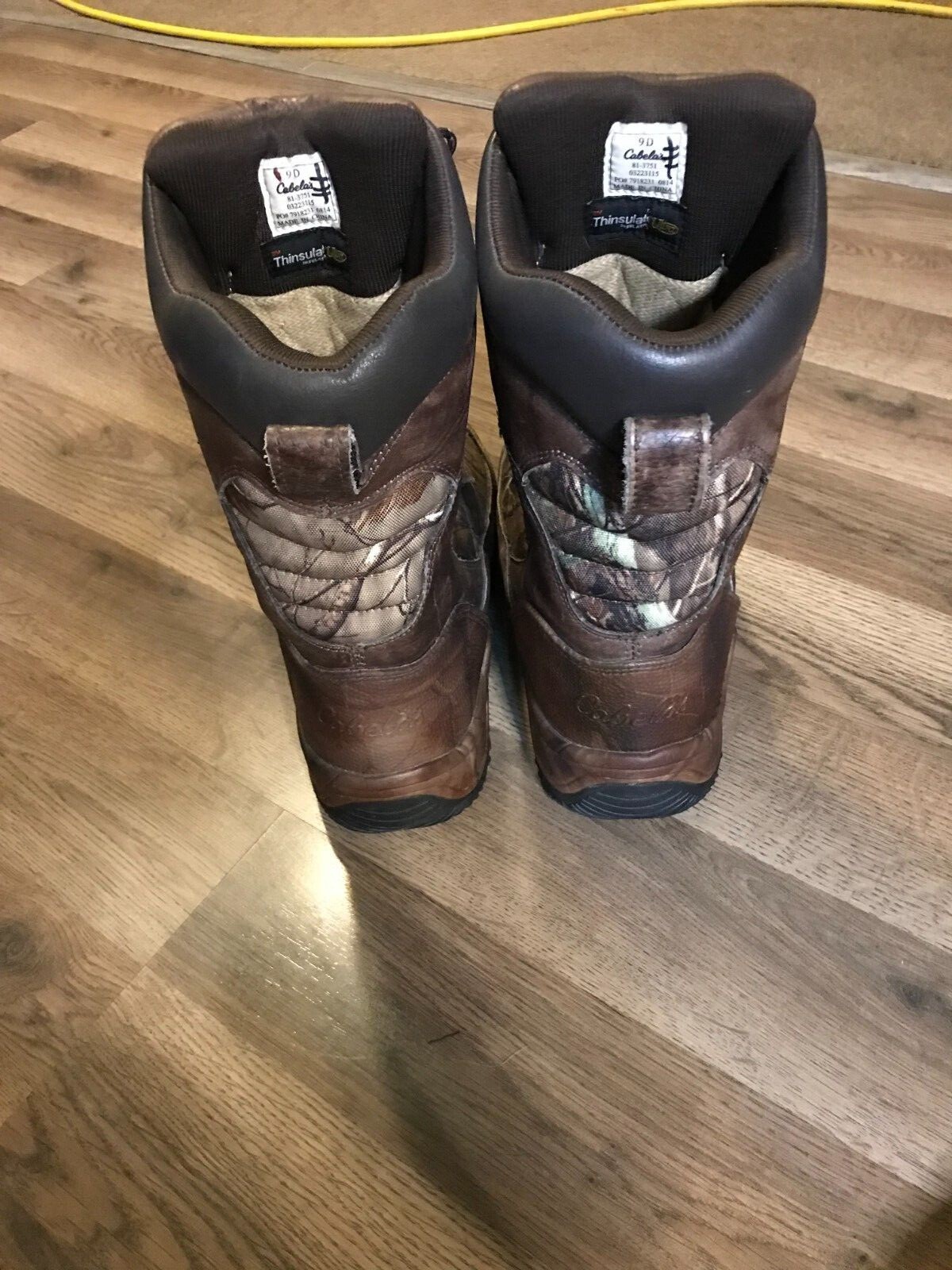 Cabela's work boots camo size 9 in men's perowned condition but no box
