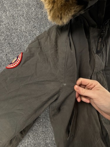 Canada Goose Down Fill Parka Jacket Hoodie Boys Youth Large Gray Coyote Trim - Picture 10 of 24