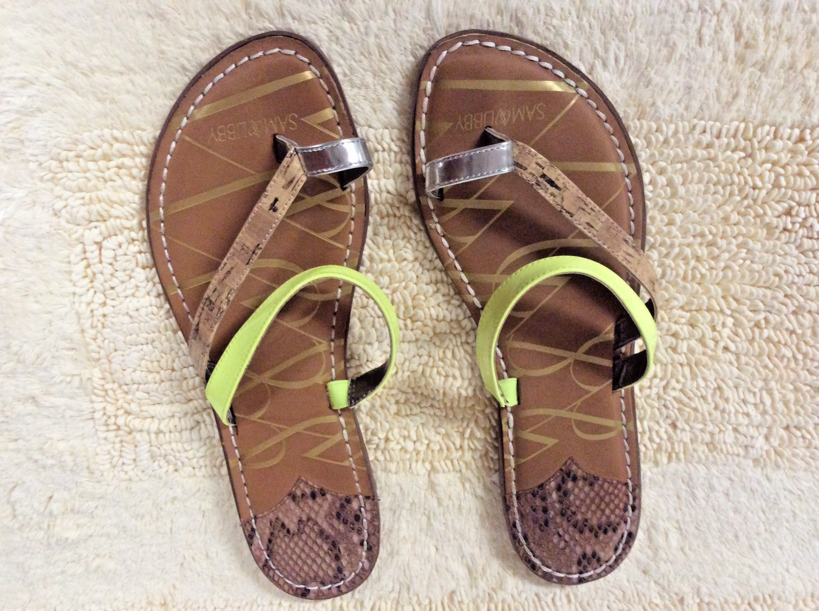 APL Sam & Libby sandali donna 9 5 slip on tanga marrone giallo fluo stampa serpente