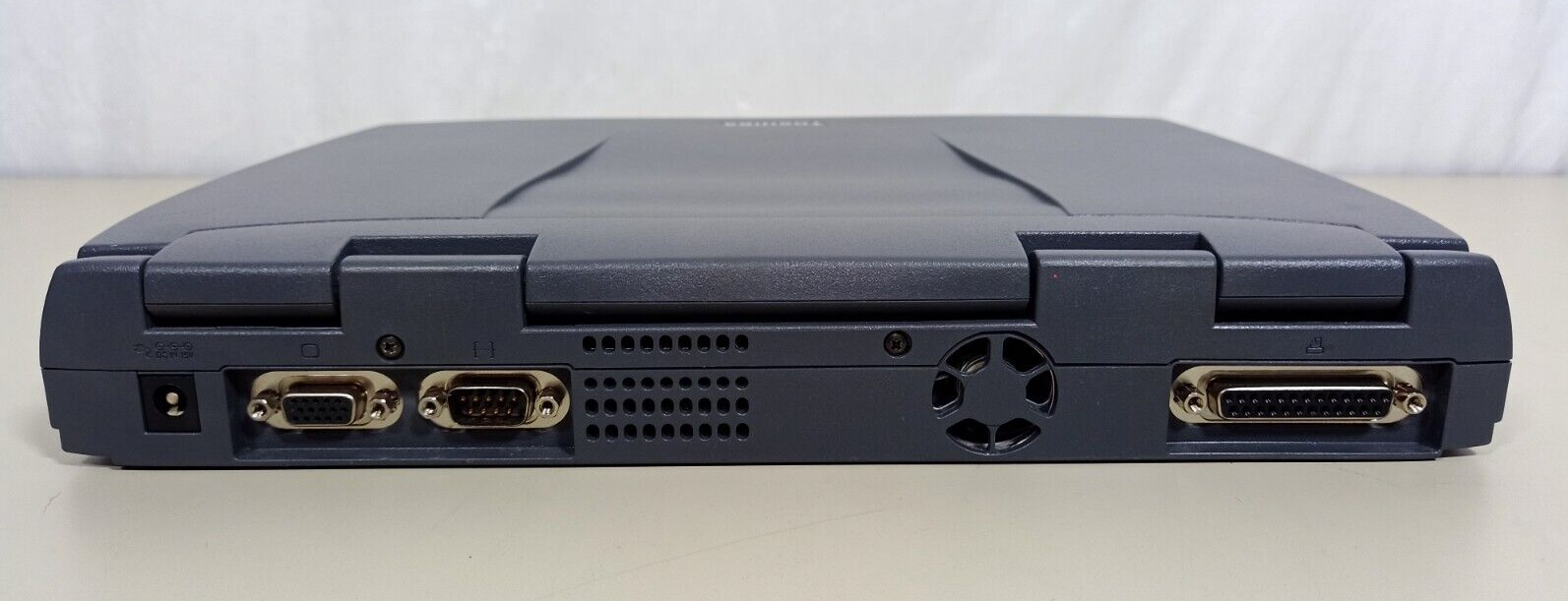 PC Portable Vintage Toshiba Satellite S300CDS Sous Windows 95 - En Parfait état De Marche