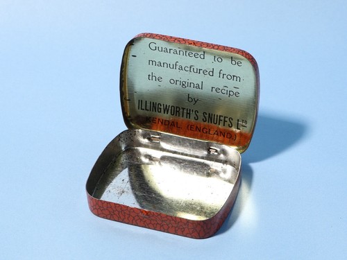 Vintage  Dr. Rumney's Tobacco Snuff Mentholyptus Illingworth Kendal EMPTY Tin - Picture 4 of 4