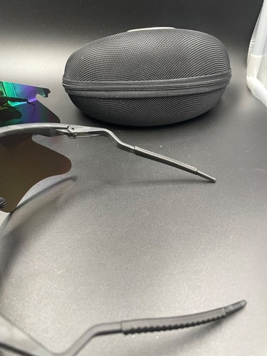 Oakley X Palace M-Frame Mumbo Shadow Camo "The Bridge" w/ Prizm Ruby/Jade Lenses - Picture 9 of 16