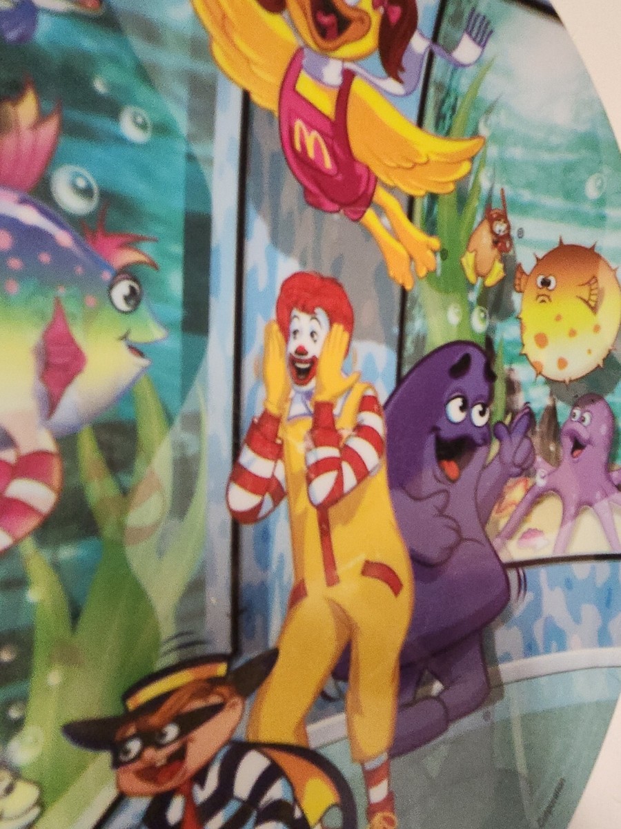 McDonalds 2004 Ronald & Friends Visit Aquarium Melamine Collector