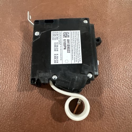 Siemens GFCI - Circuit Breaker 20A 1P 120V BLHF2 GND FAULT - Picture 5 of 7