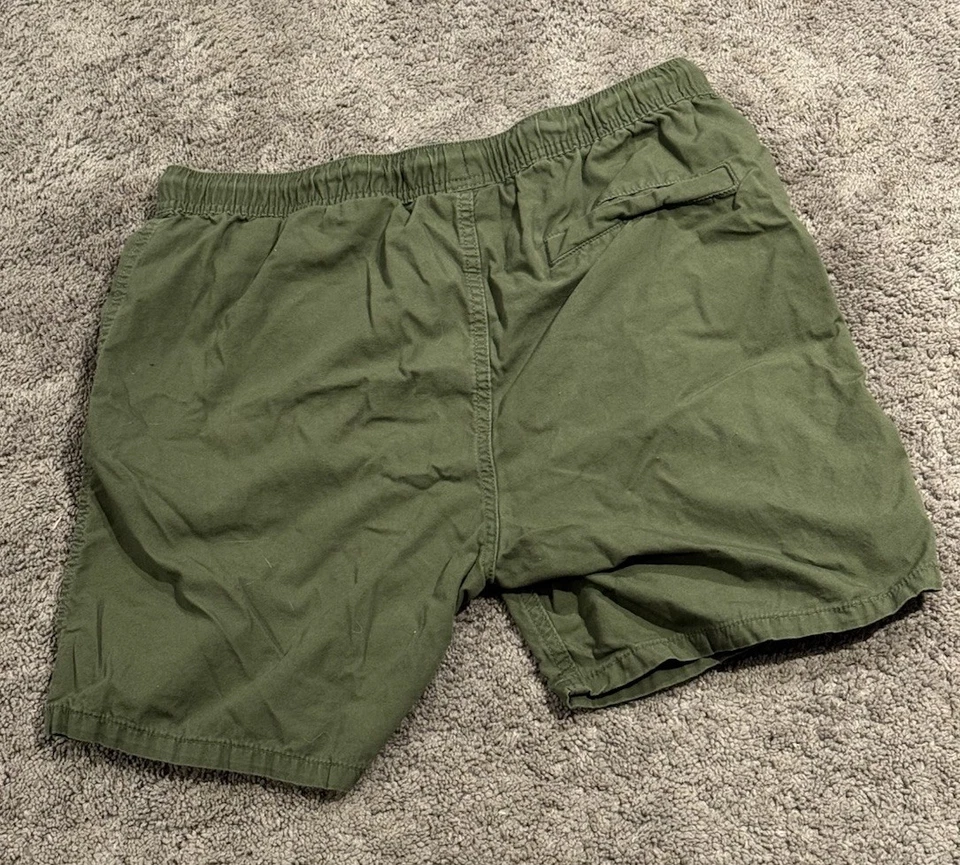 Pantalones Cortos H&M Para Hombre Calce Regular Algodón con Cordón, Verde Oliva, Talla Mediana Foto 2 de 3