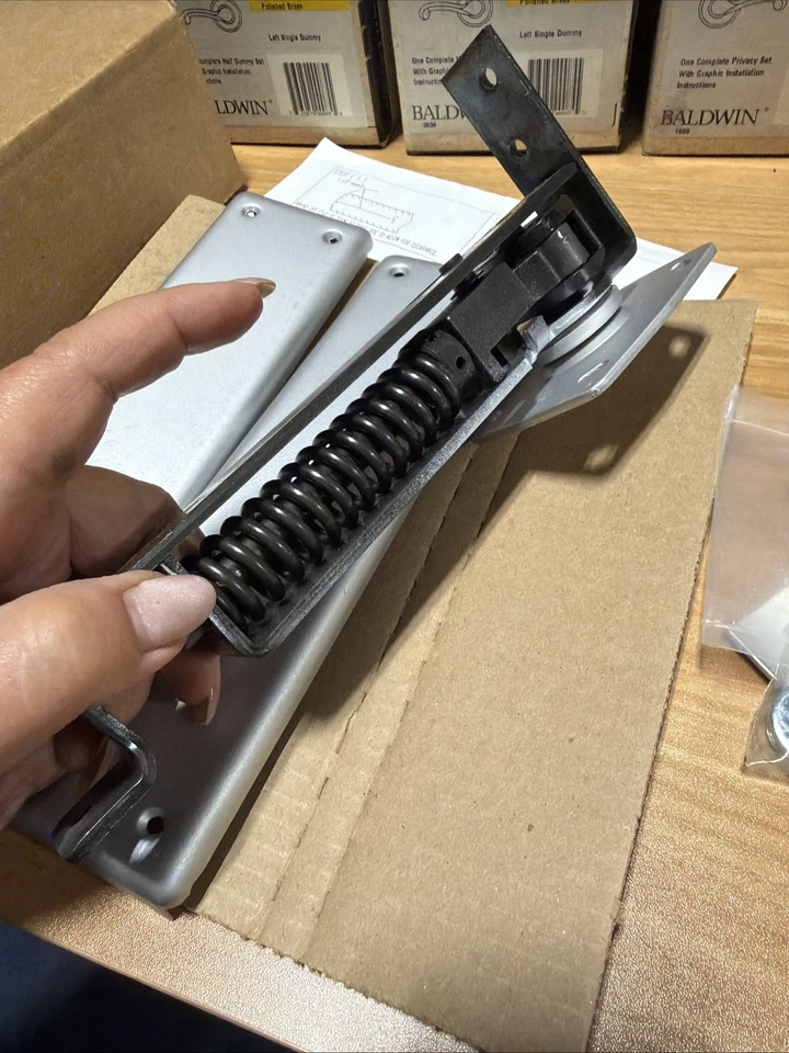 Residential Grade Double Acting Floor Hinge Stanley 38-4310 - Image 3 of 4