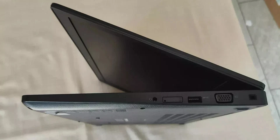 DELL LATITUDE 5580  i5 7 Gen - 8 GB DDR4 15.6  256 GB SSD M.2 - WINDOWS 11 PRO! - Immagine 4 di 4