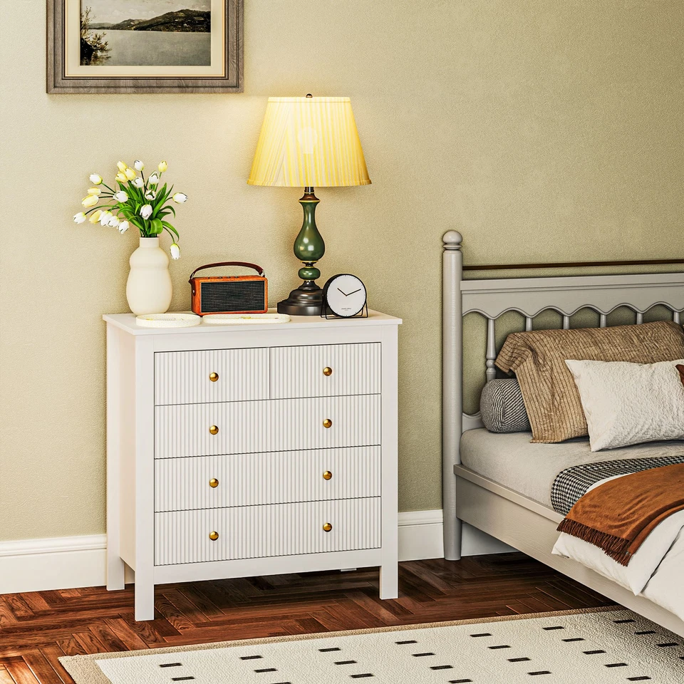 HOMCOM Fluted Bedroom Chest of Drawers w/ 5 Drawers Gold Tone Handles White - Image 2 of 4