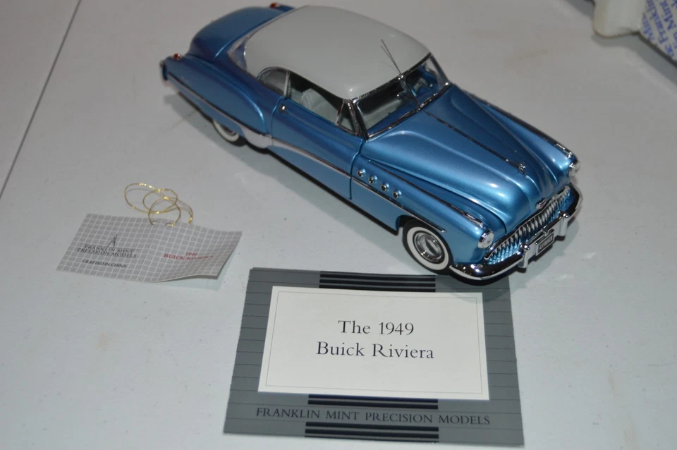 1949 Buick Riviera Blue Hardtop 1:24 Car Diecast Franklin Mint w/Hang Tag - Image 2 of 4