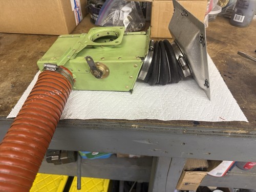 Cessna 172N Carburetor Airbox