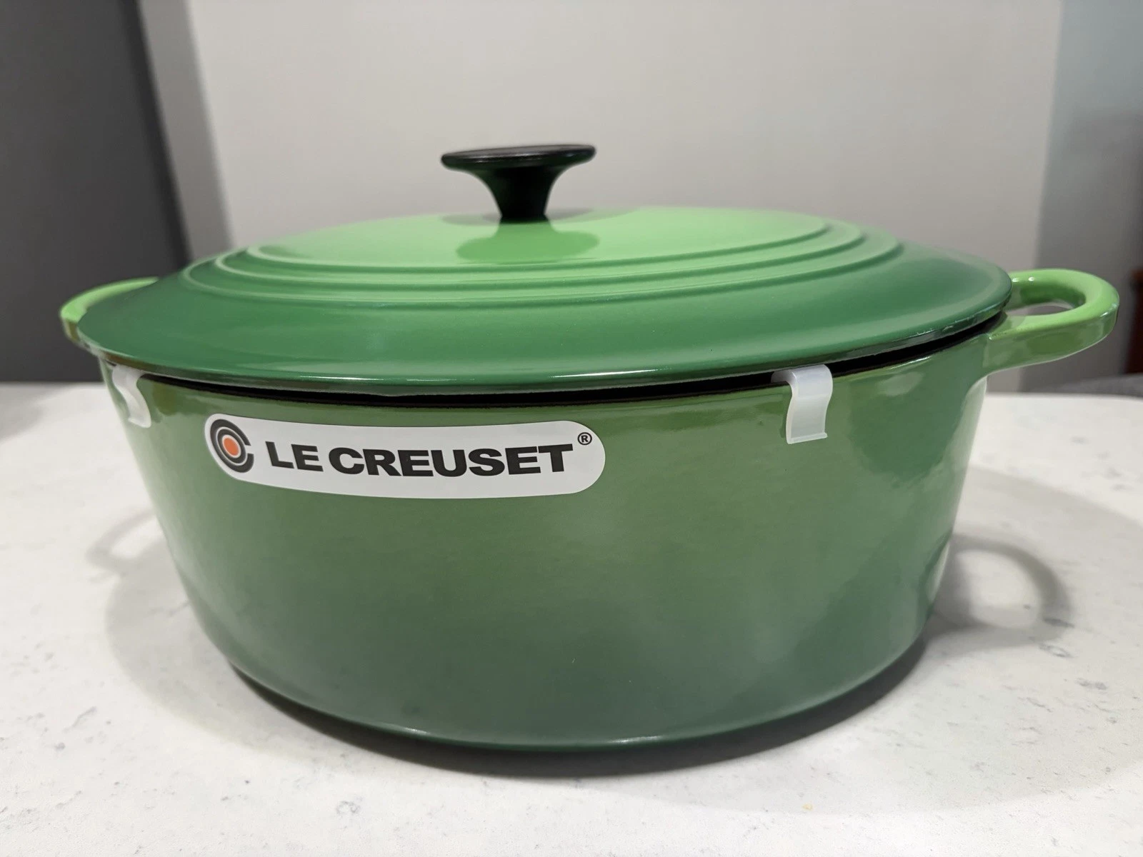Le Creuset Traditional Oval Dutch Oven / Cocotte